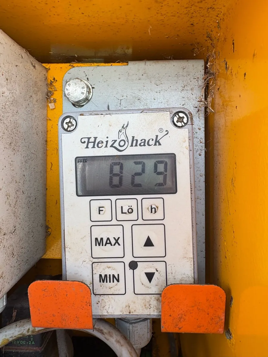Heizo Hack wood chipper - Image 4