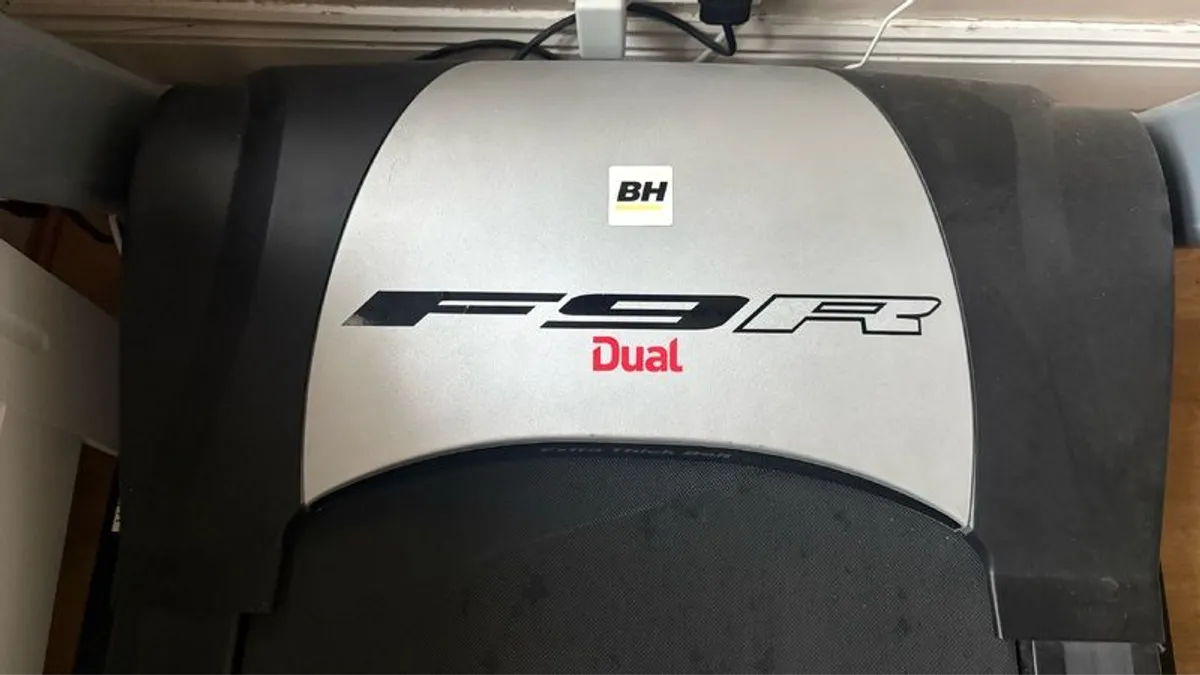 BH fitness F9R dual treadmill - Image 2