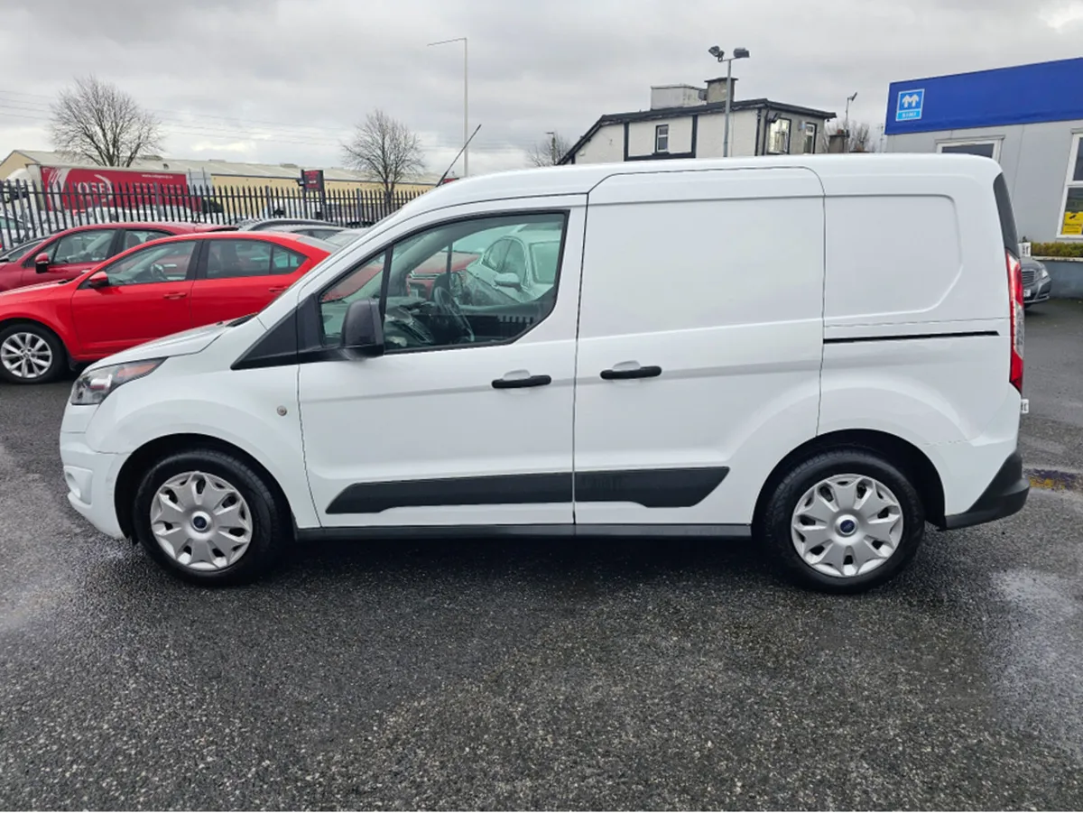 Ford Transit Connect SWB TREND 1.5 TD 3 SEATER ** - Image 4