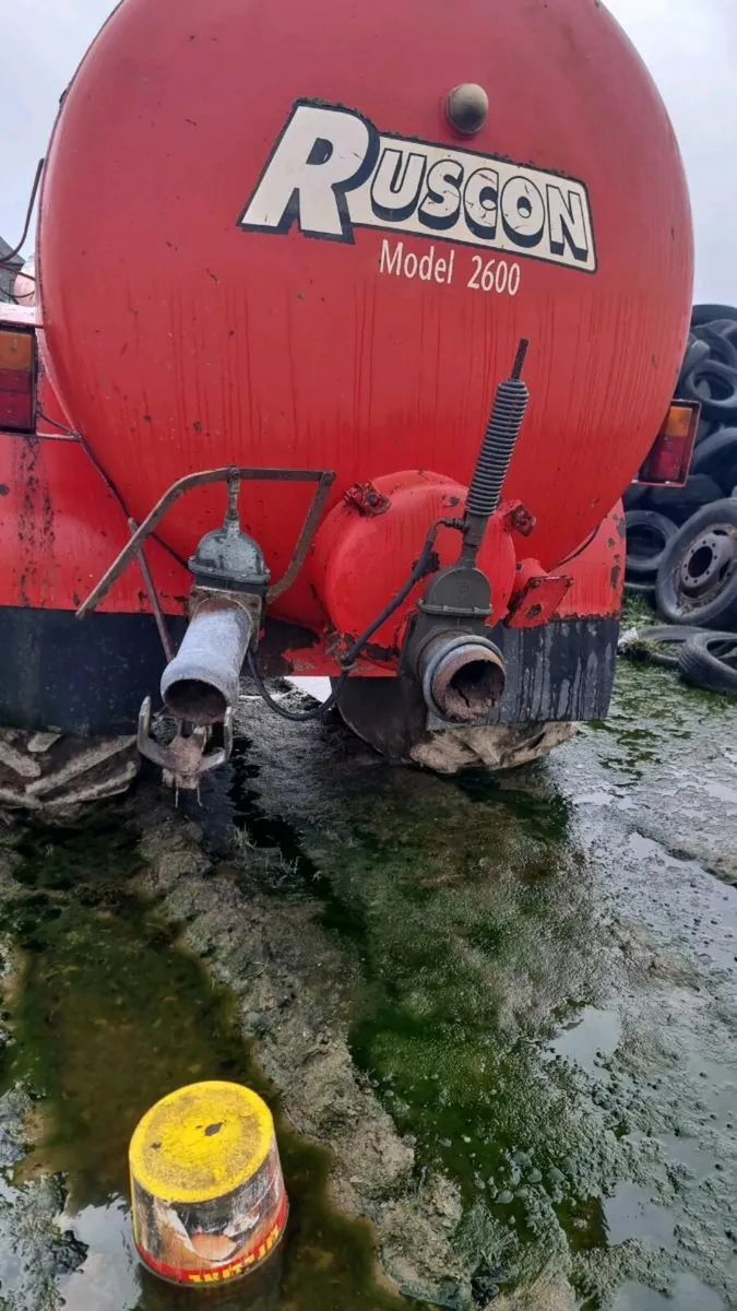 Slurry tanker for parts - Image 3