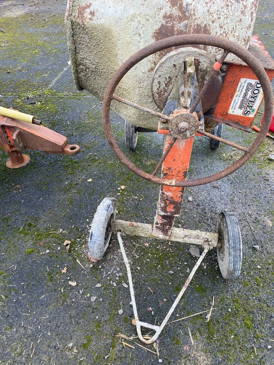 Cement mixer - Image 2