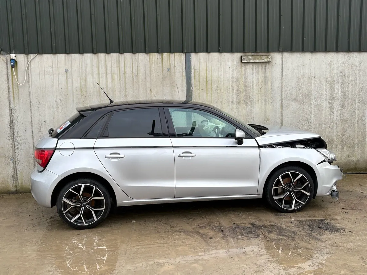 2013 Audi A1 parts - Image 4