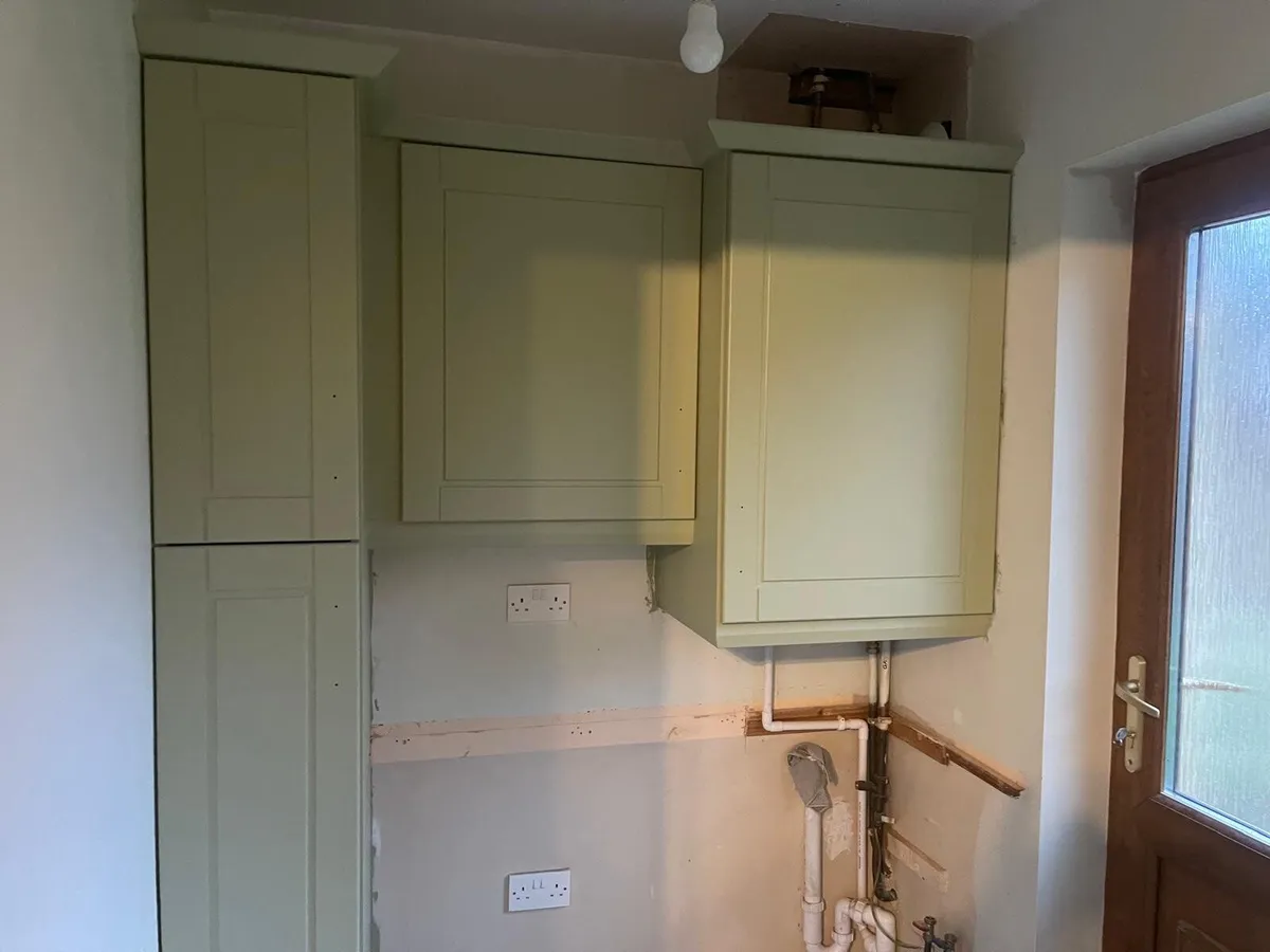 Free Solid kitchen cabinet doors - Image 2