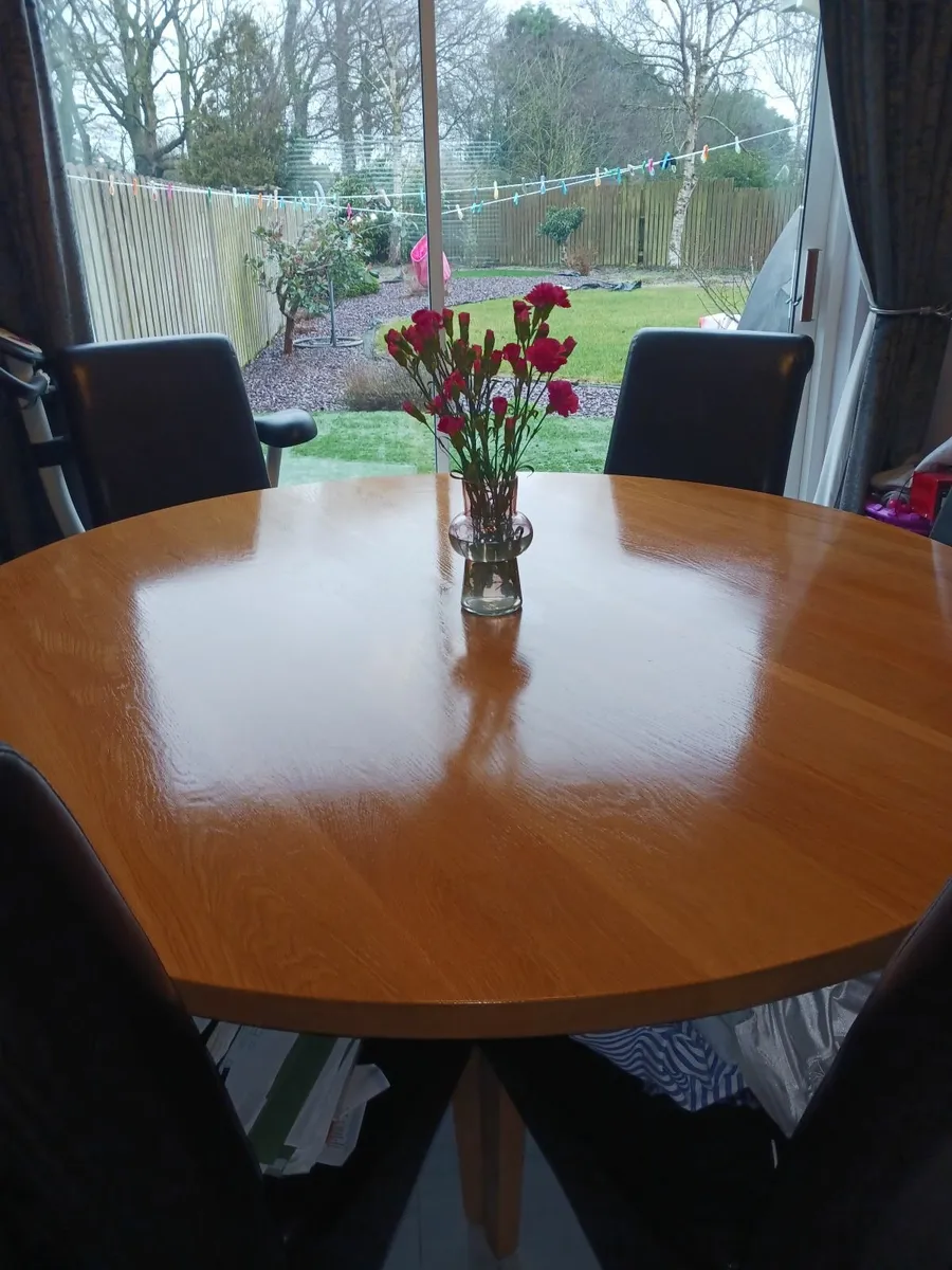 Dining table and chairs - Image 4