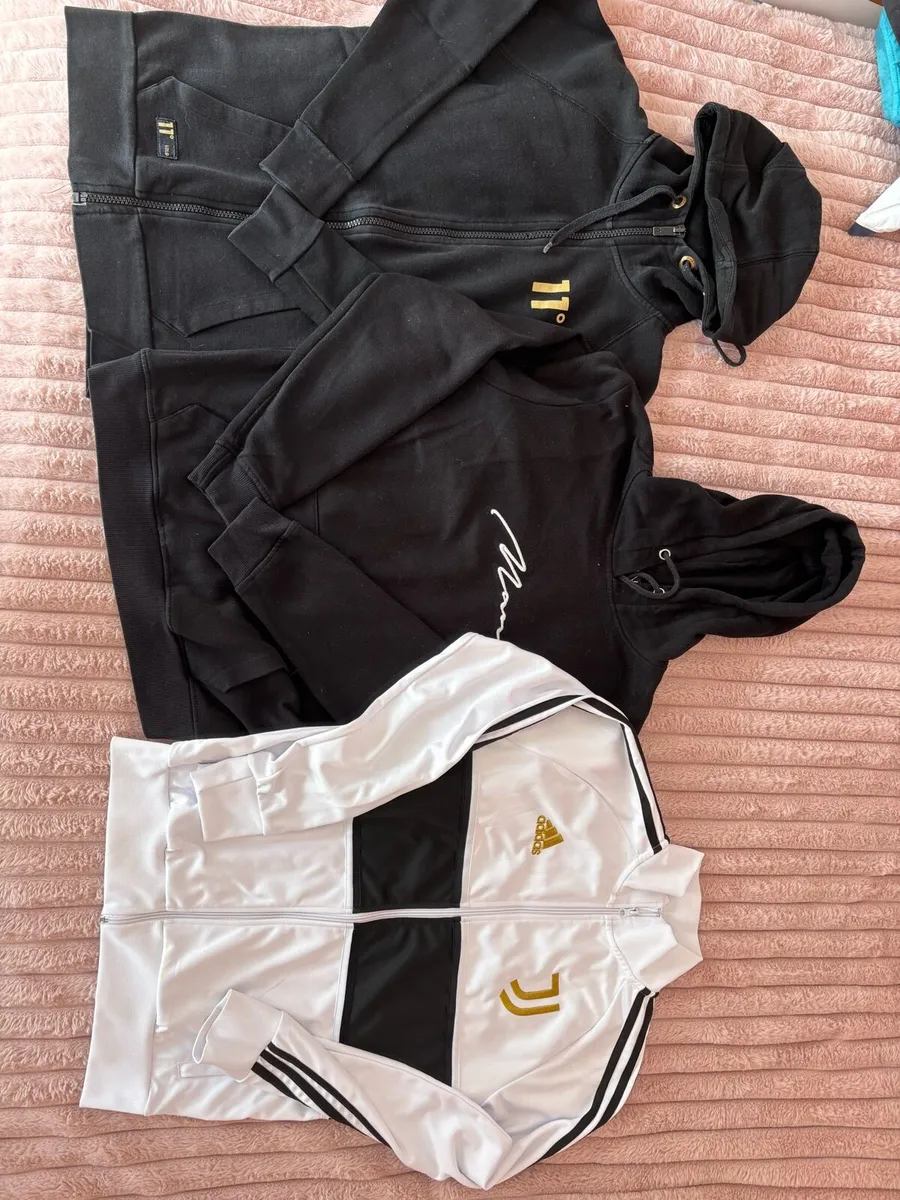 Boys clothes bundle xs/ s - Image 4