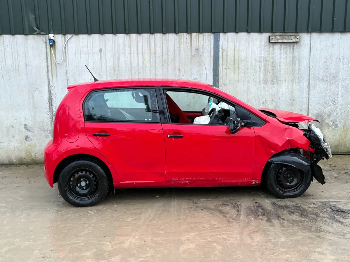 2019 VW Up parts - Image 4