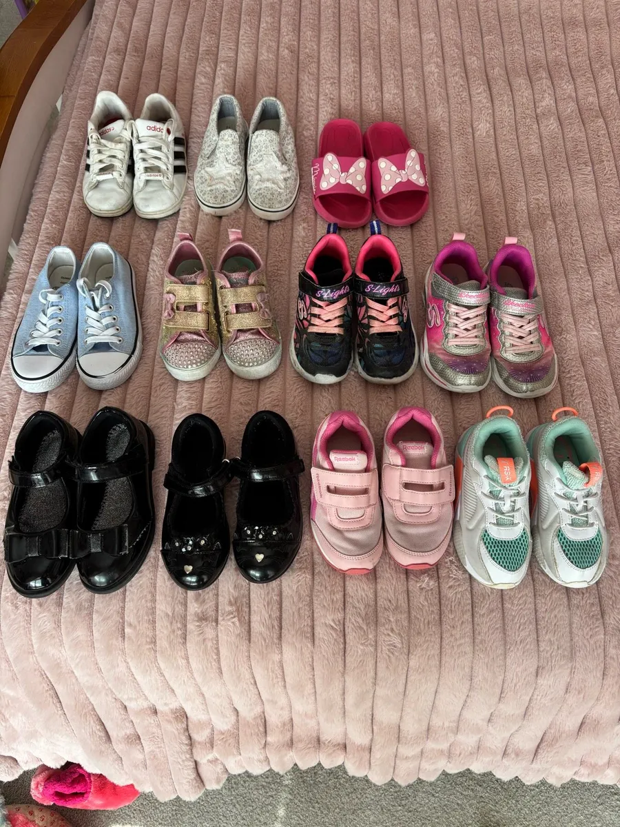 Kid’s shoes - Image 1