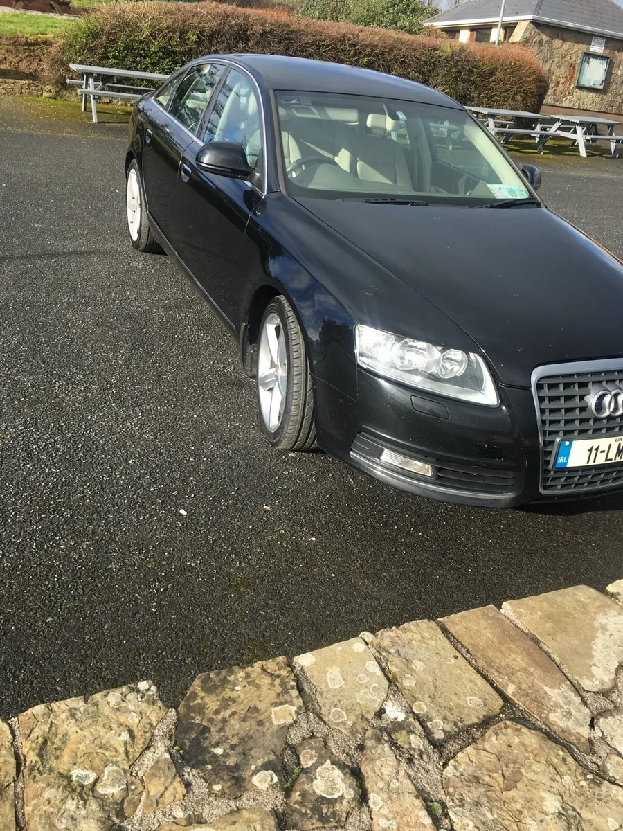 Car for breaking or repairing - Image 2