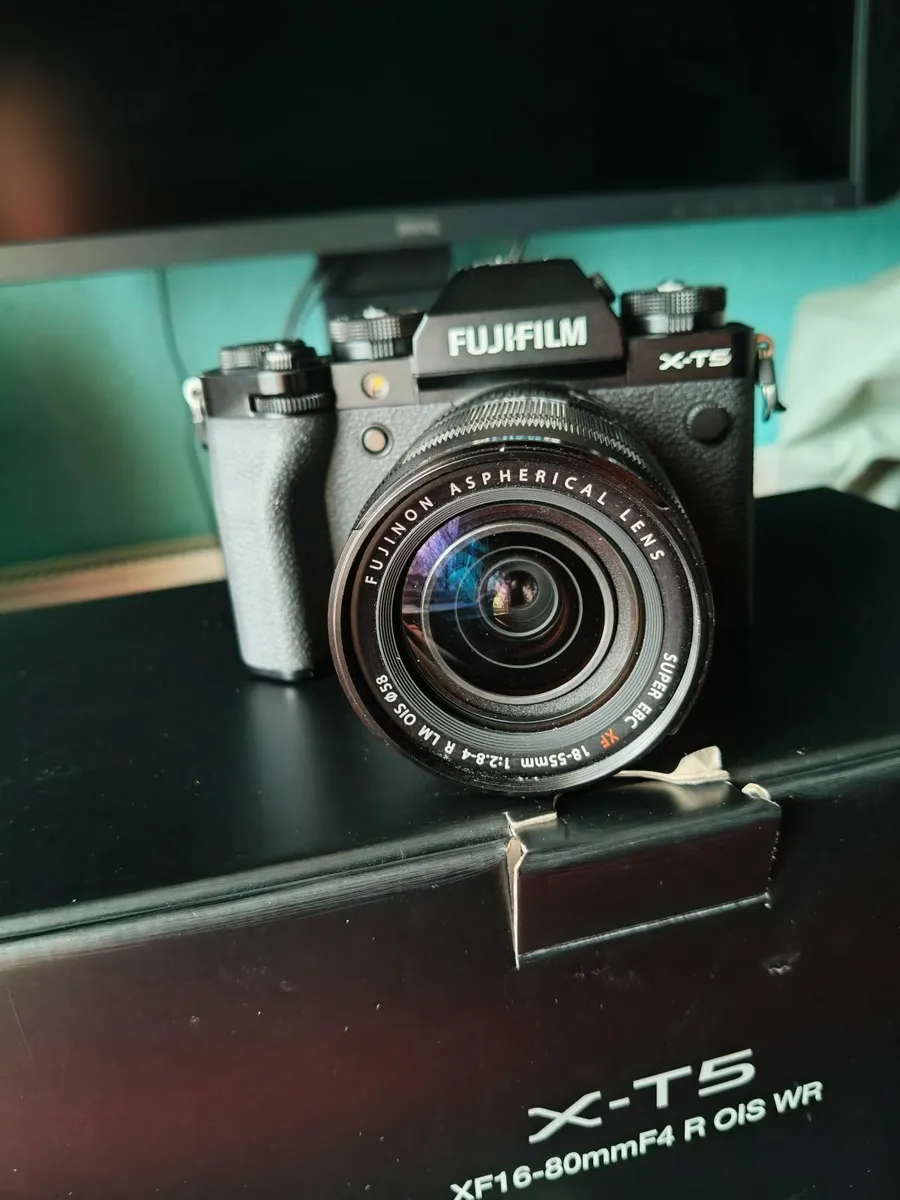 Camera and lenses - Image 1