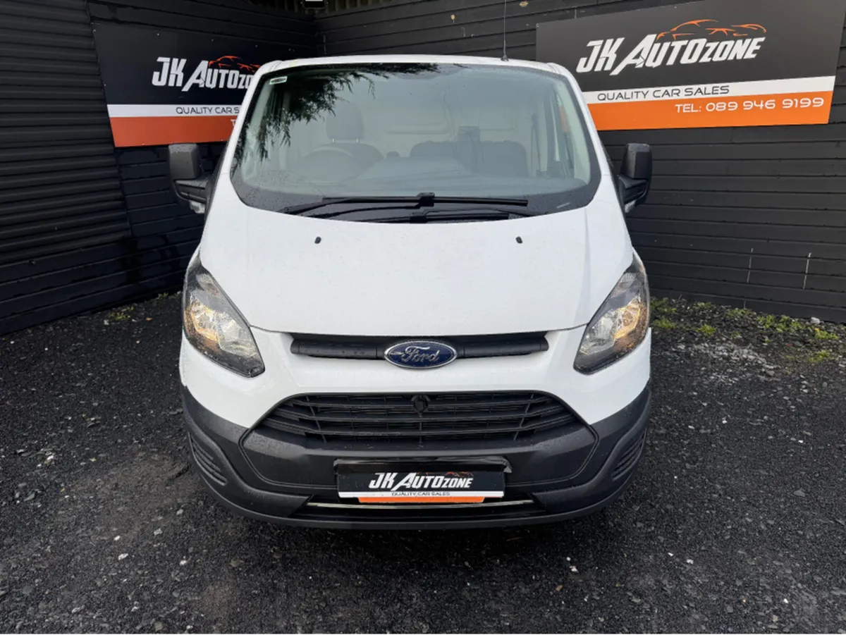 Ford Transit Custom 2.0 Limited HIGH SPEC - Image 2