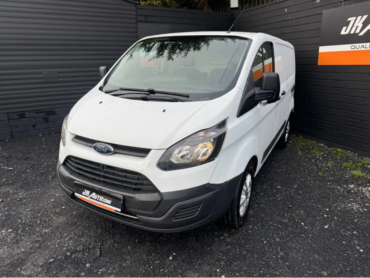 Ford Transit Custom 2.0 Limited HIGH SPEC - Image 3
