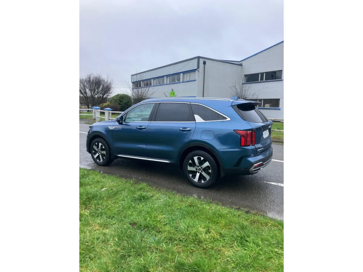 Kia Sorento K3 5DR AUTO - Image 4