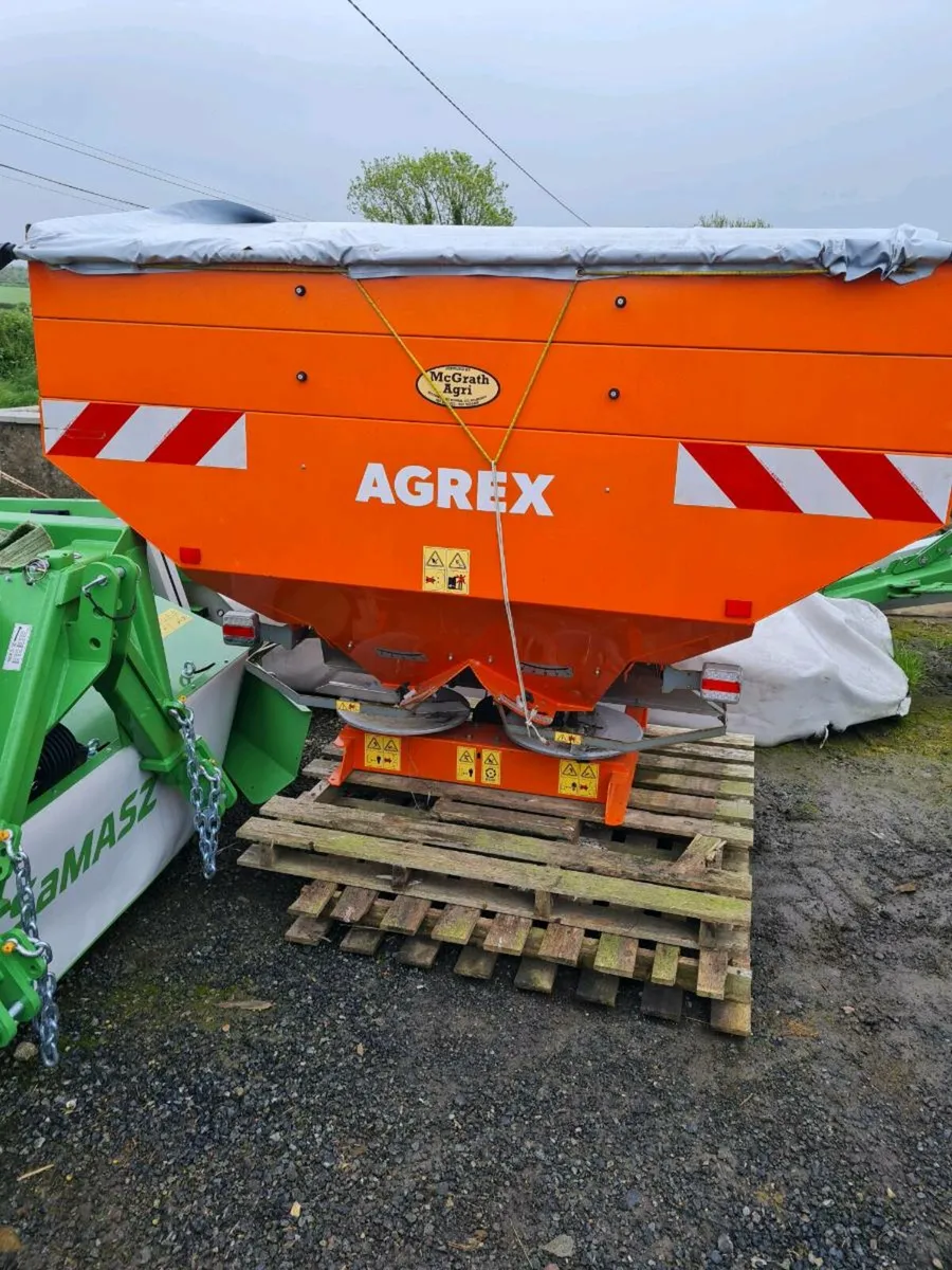 New Agrex fertiliser spreader - Image 2