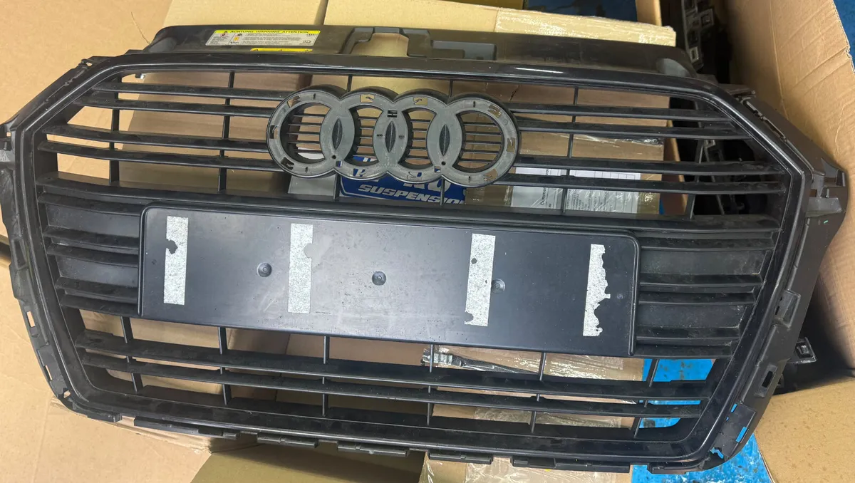 Audi a4 original grill front 16-18