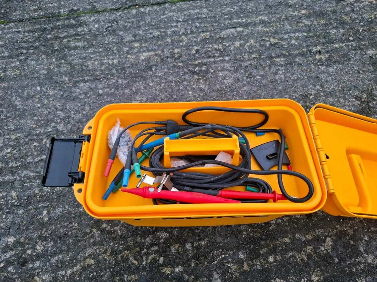 Fluke 1654B Multifunction Installation Tester - Image 2