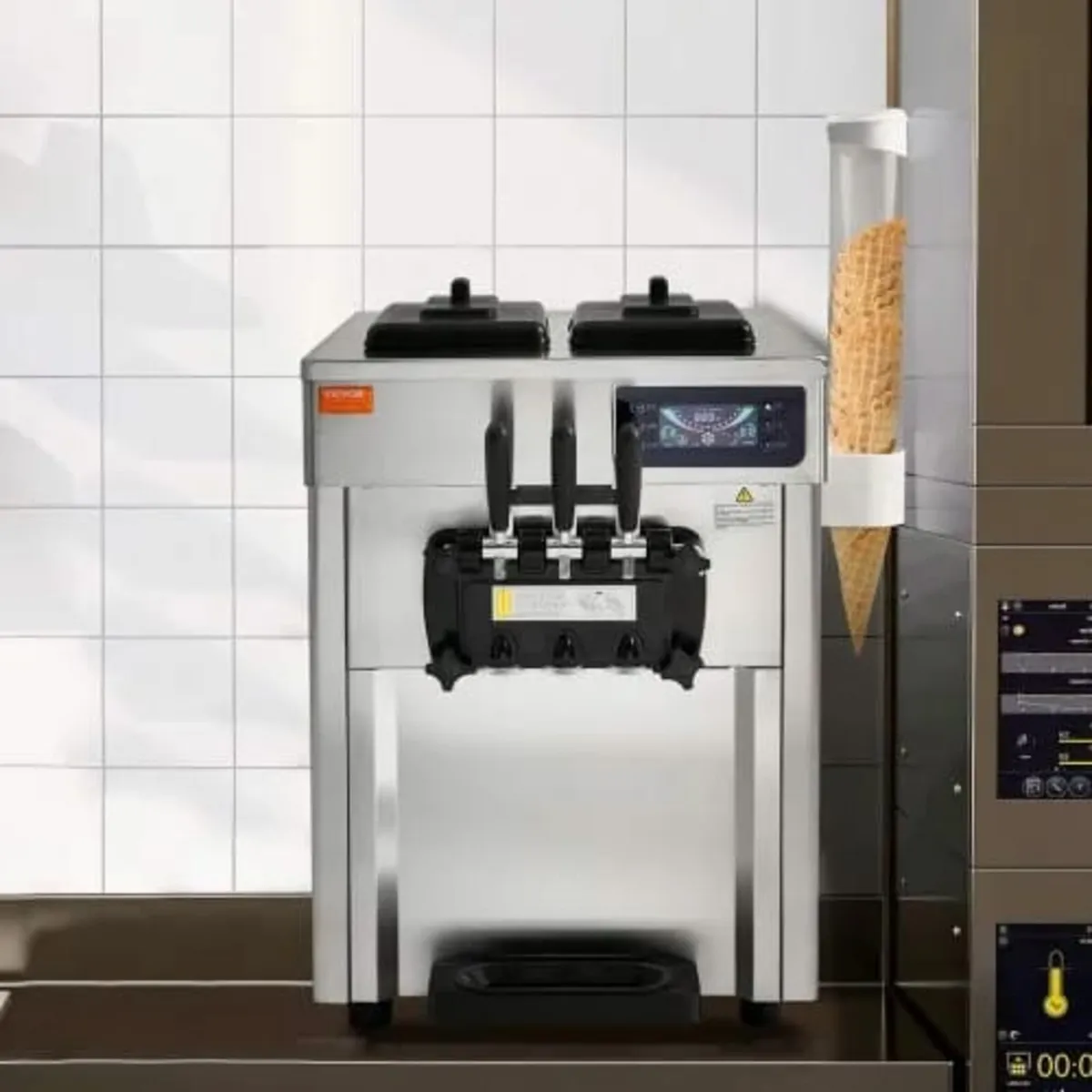 Commercial Ice Cream Machine, 18-28 L/H Yield, 165 - Image 2