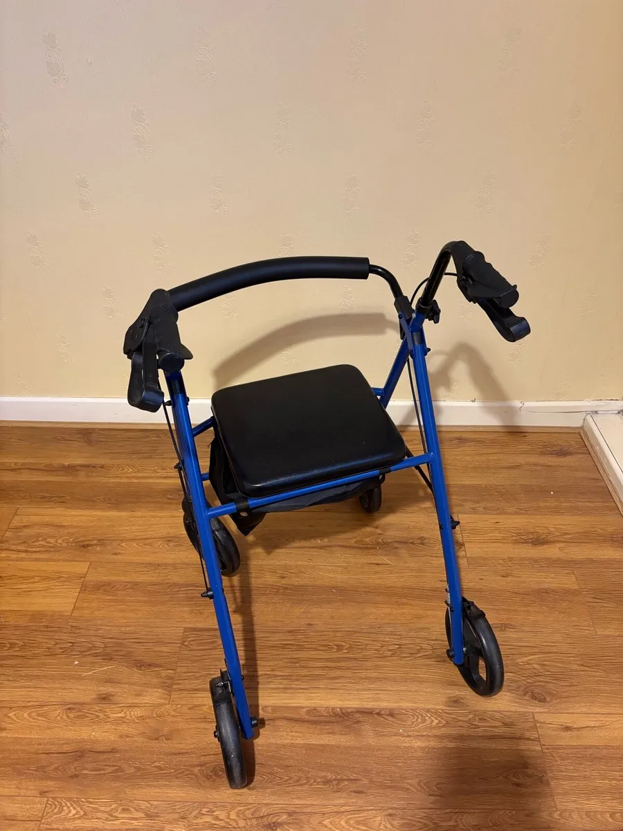 Walking aid - Image 3