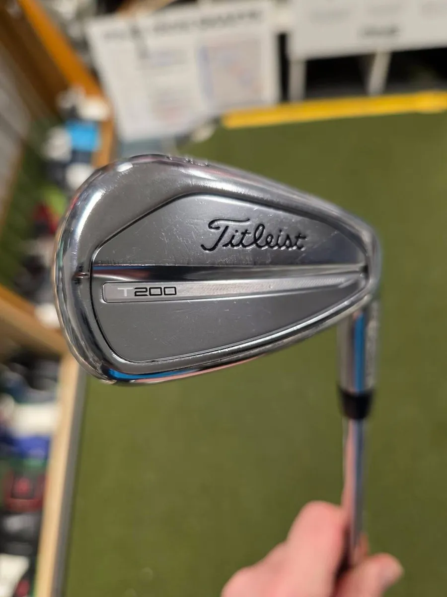 Titleist T200 Forged Gap Wedge - Image 1