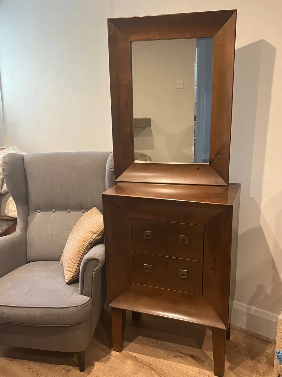 Hallway / entryway cabinet / table - Image 1