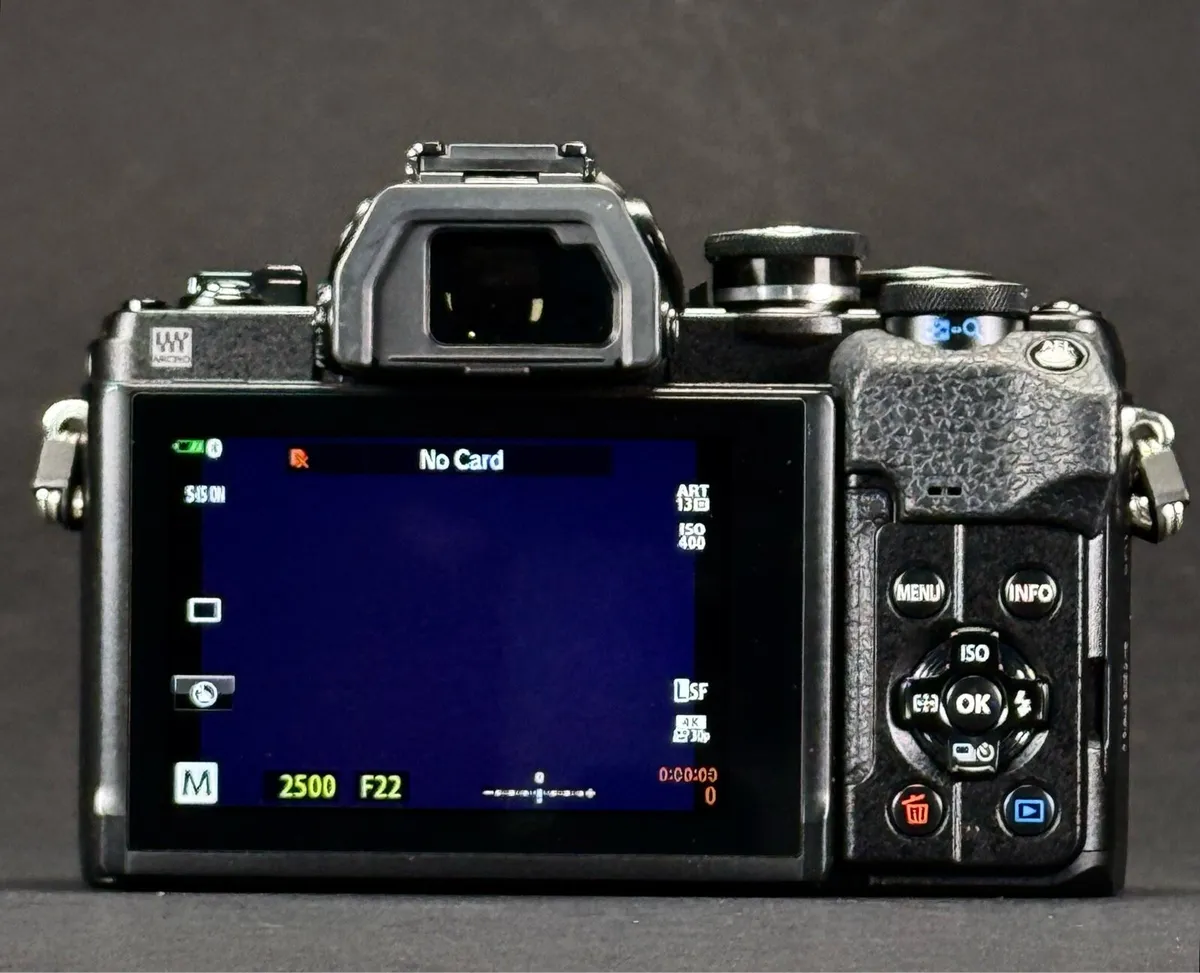 Olympus OM-D E-M10 Mark IV kit - Image 4