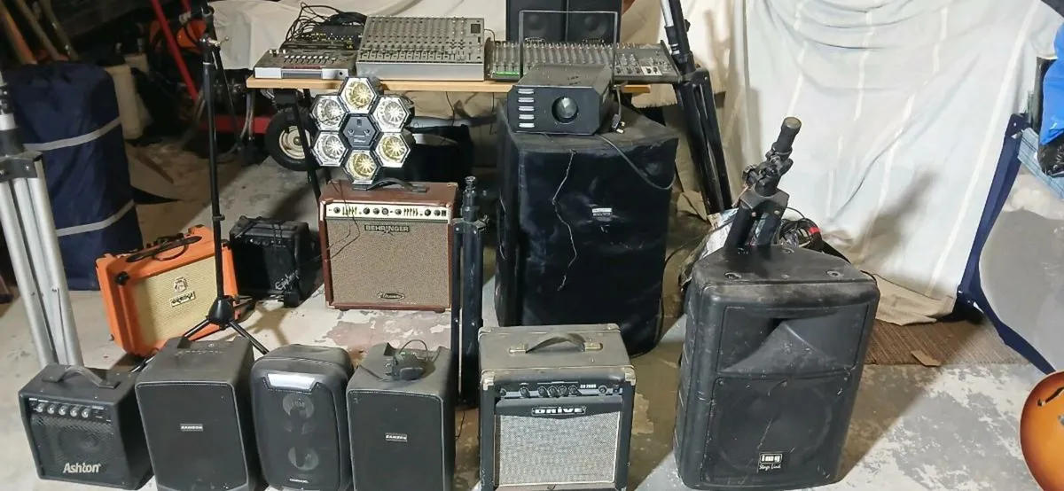 Large selection of sound equipment - Image 1
