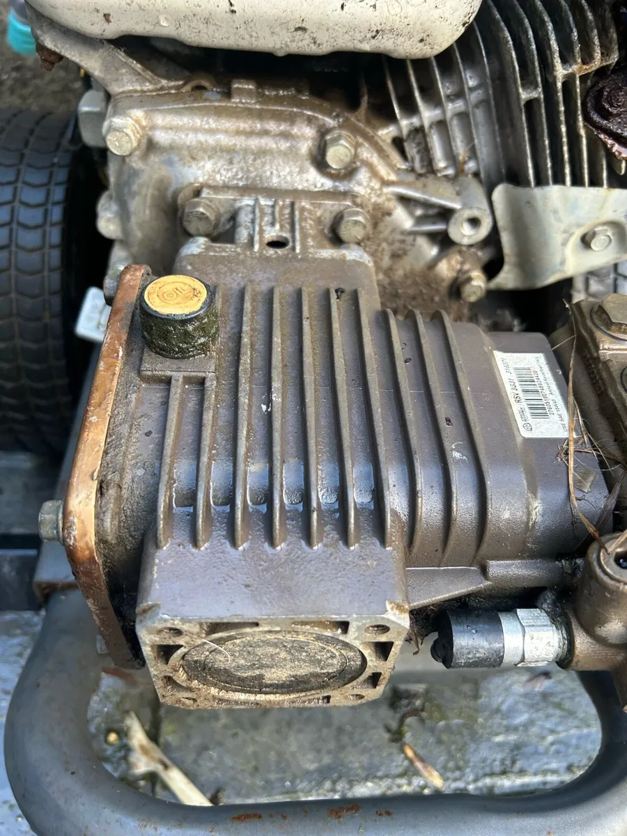 Petrol Power washer - Image 4