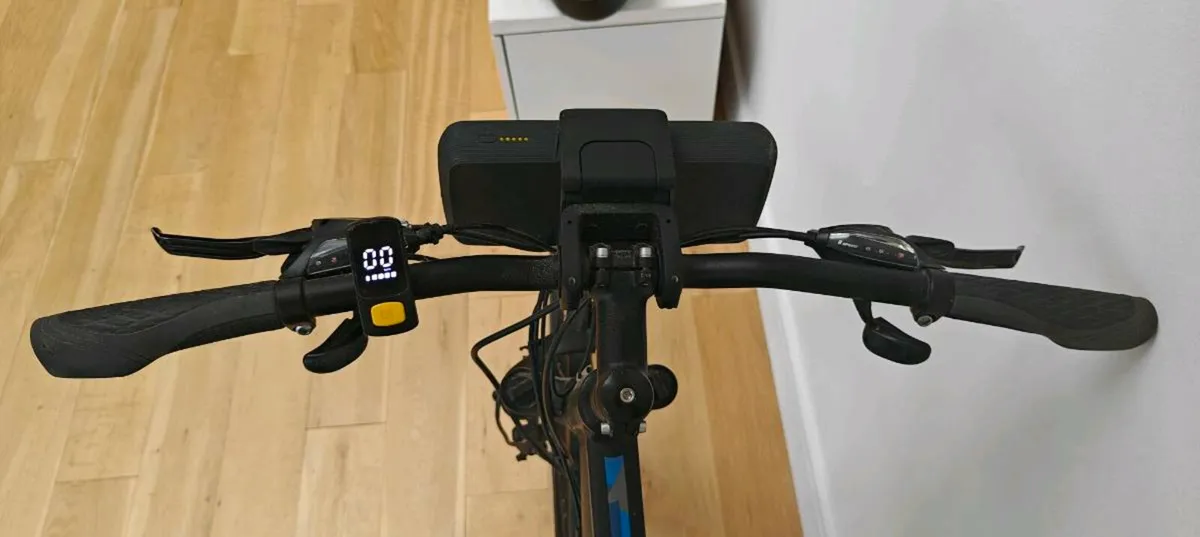 Carrera Crossfire II with Swytch eBike conversion - Image 2