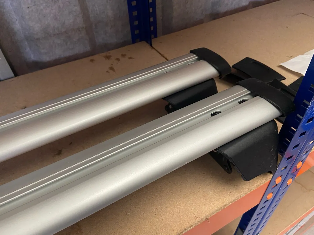 Audi Q7 roof bars - Image 2