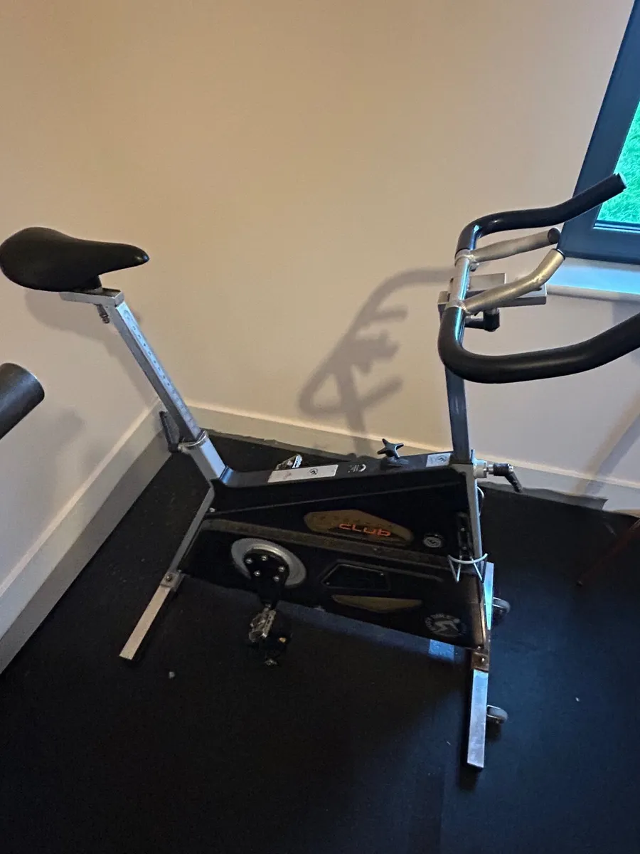 Cross Trainer/Spinning Bicycle - Image 1