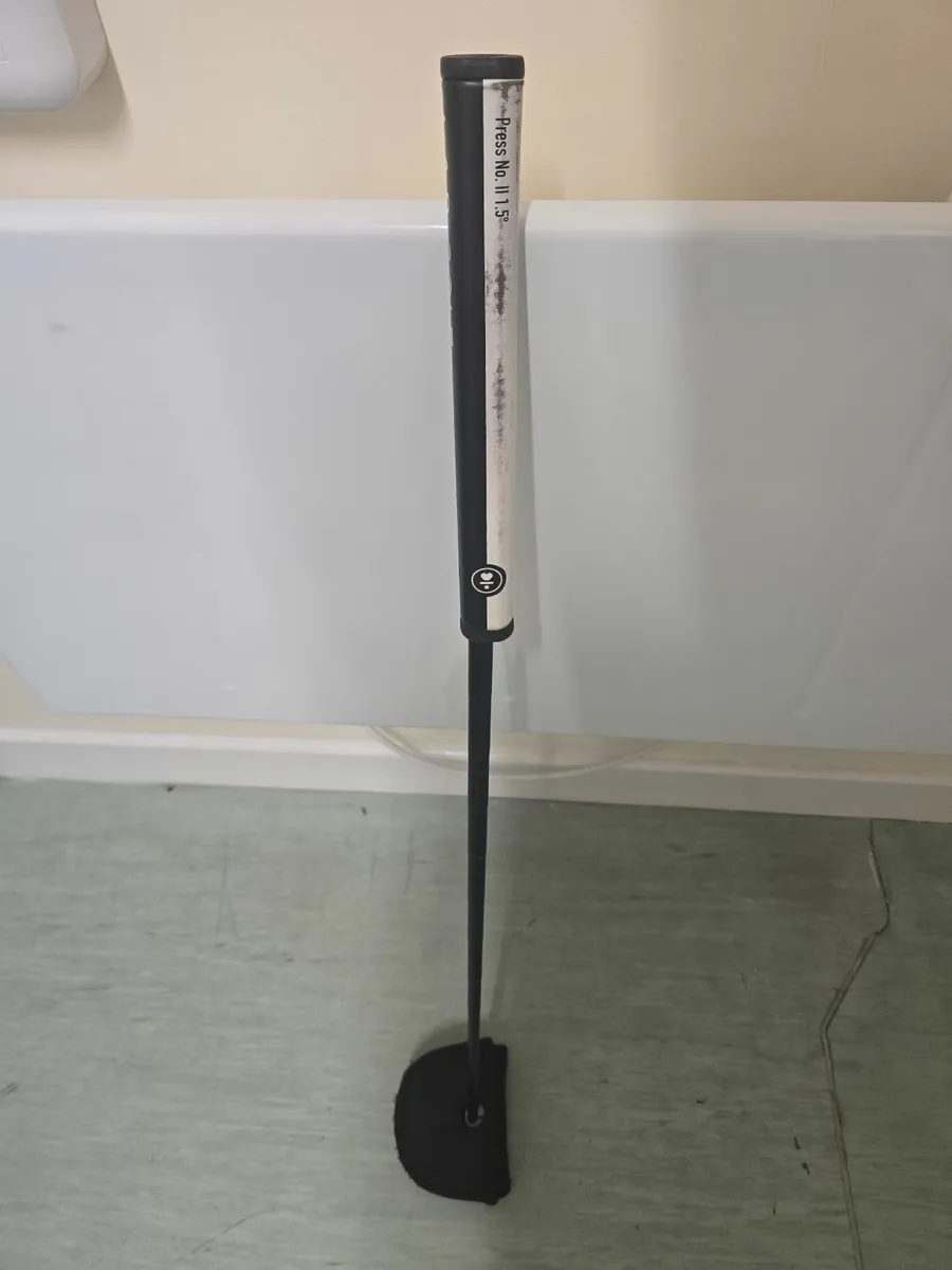 LAB Putter Mezz Max Black - Image 4