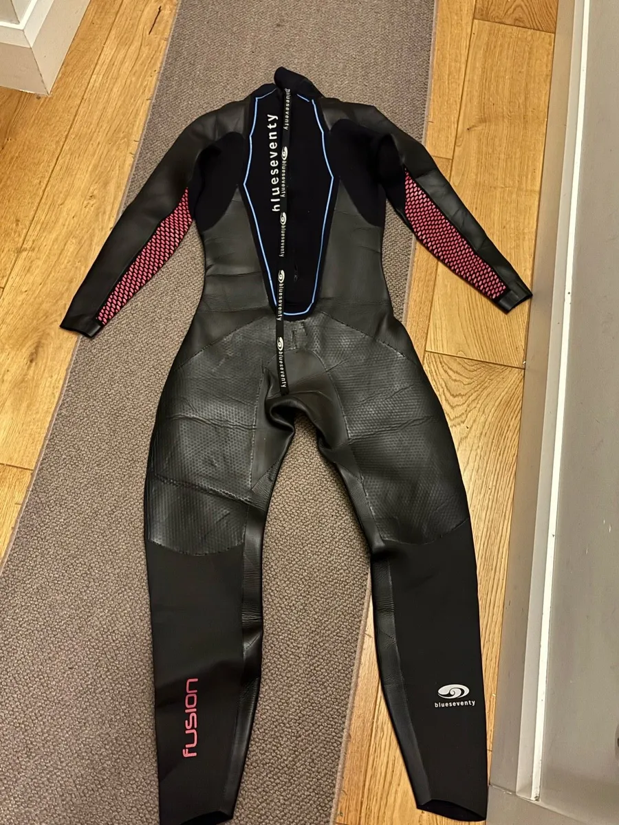 Swimming wetsuit - Image 2