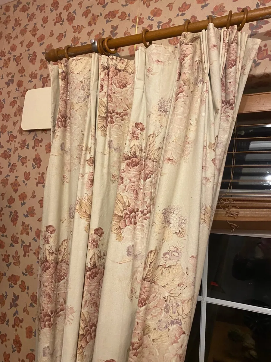 Blackout curtains - Image 4