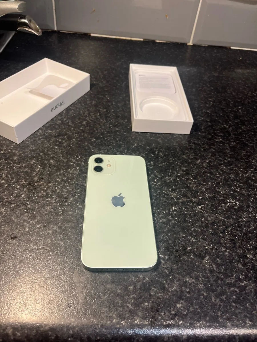 iPhone 12 Great condition - Image 4