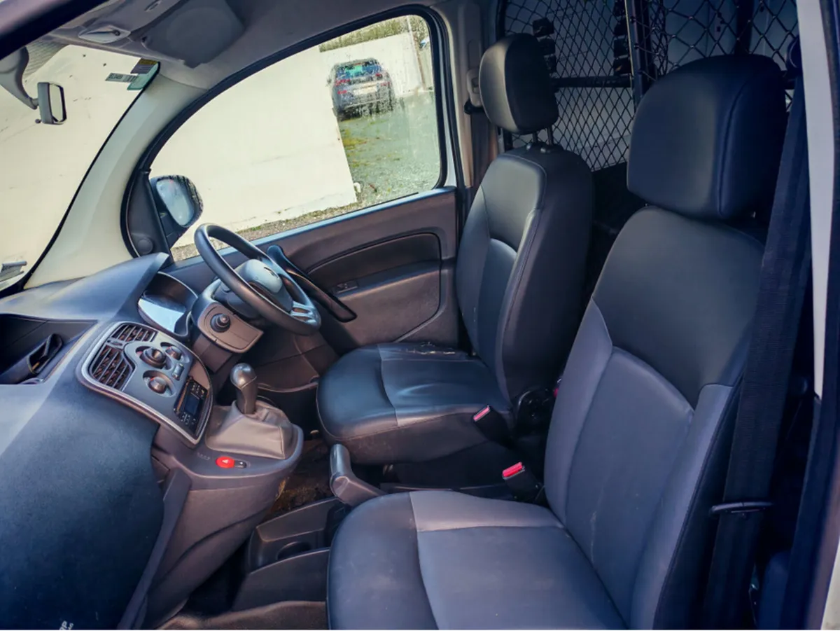 RENAULT KANGOO EXPRESS ZE LL21 Z.E 33 BUSINESS 5DR - Image 3