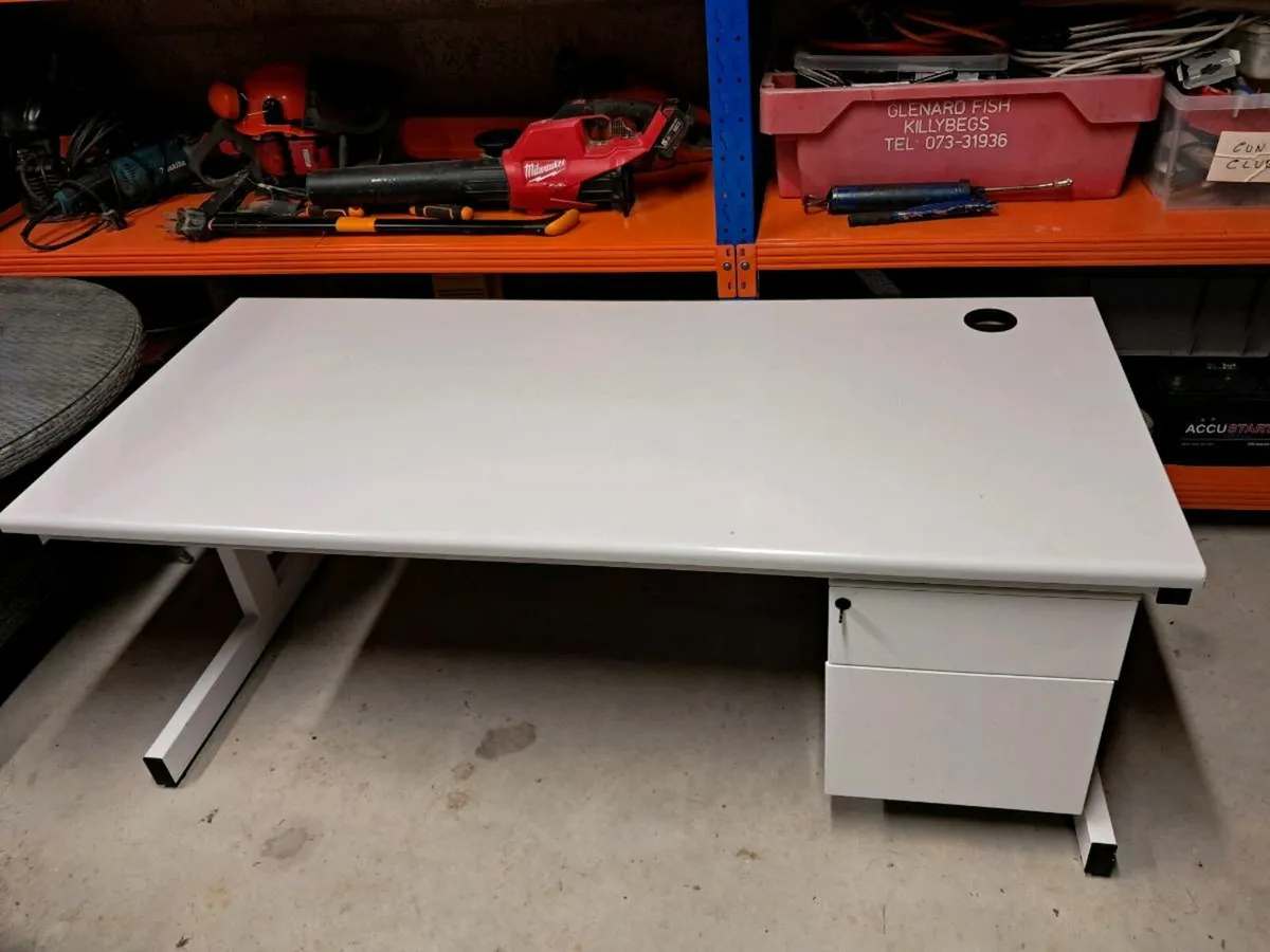 6ft Office Desk - Image 1