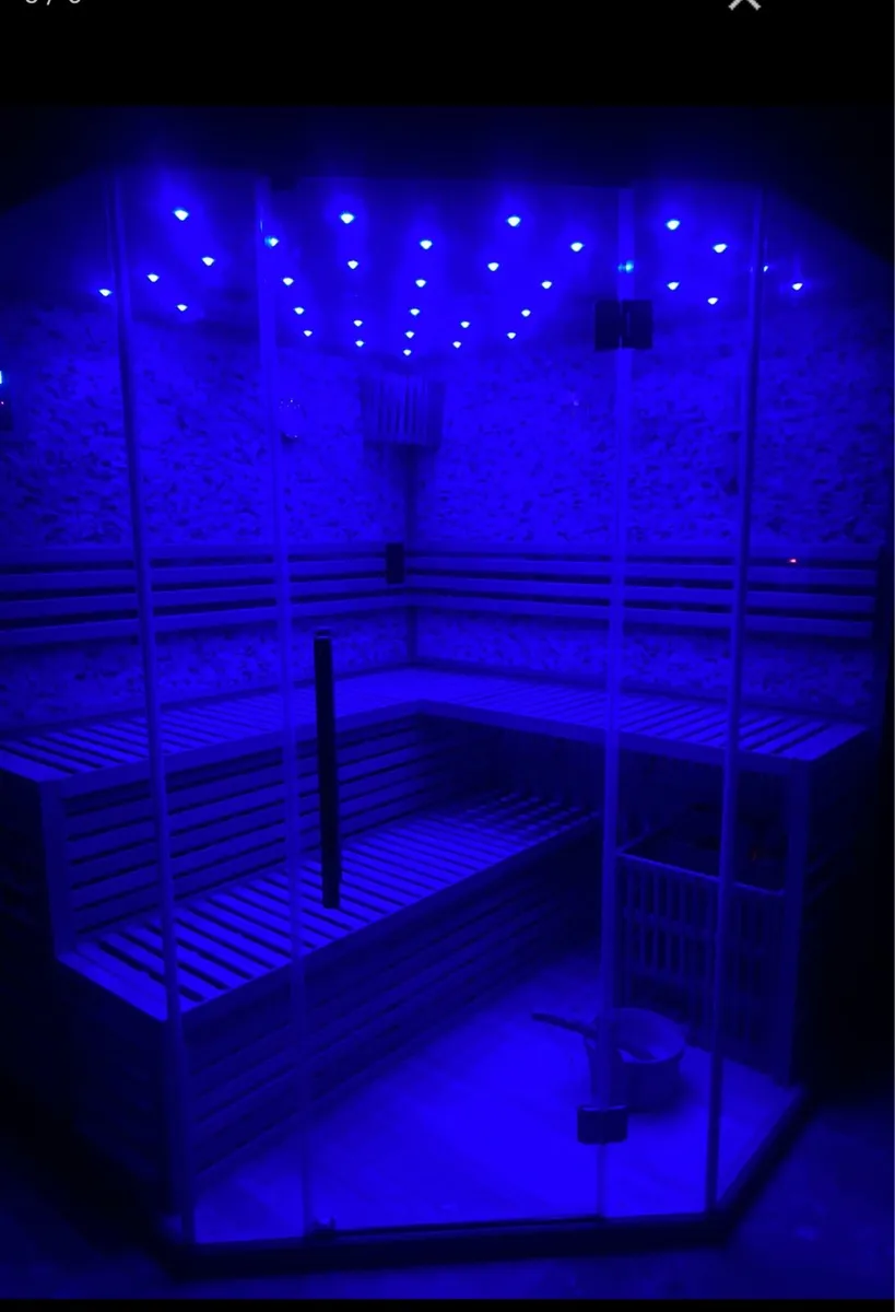 Corner Sauna 4/5 Person  | New in Box - Image 3