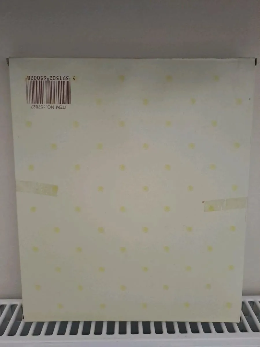 Floral arrangement oil painting - Image 2