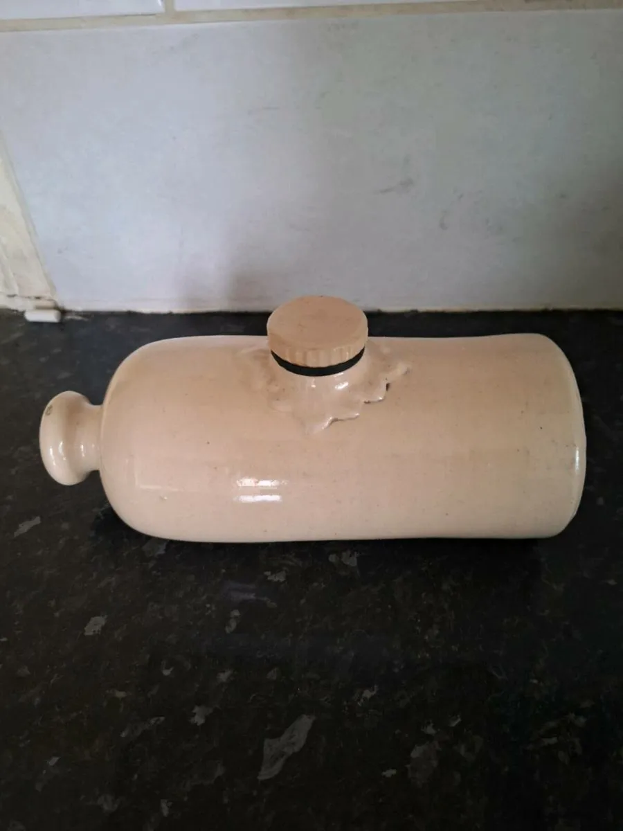 Vintage ceramic hot water bottle - Image 2