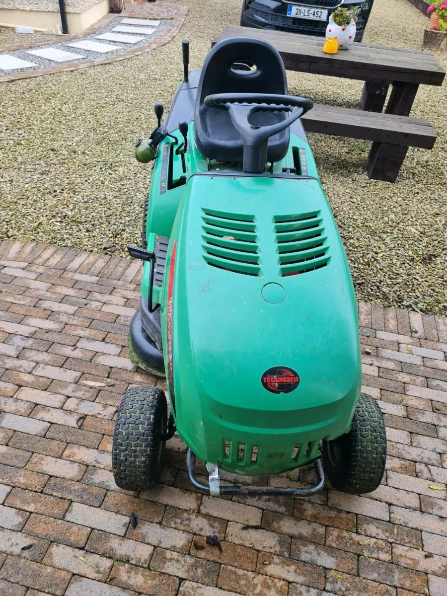 Ride on mower - Image 4