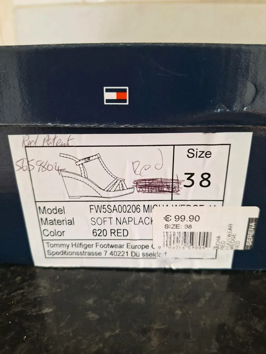 Tommy Hilfiger wedge sandals size 5 - Image 4