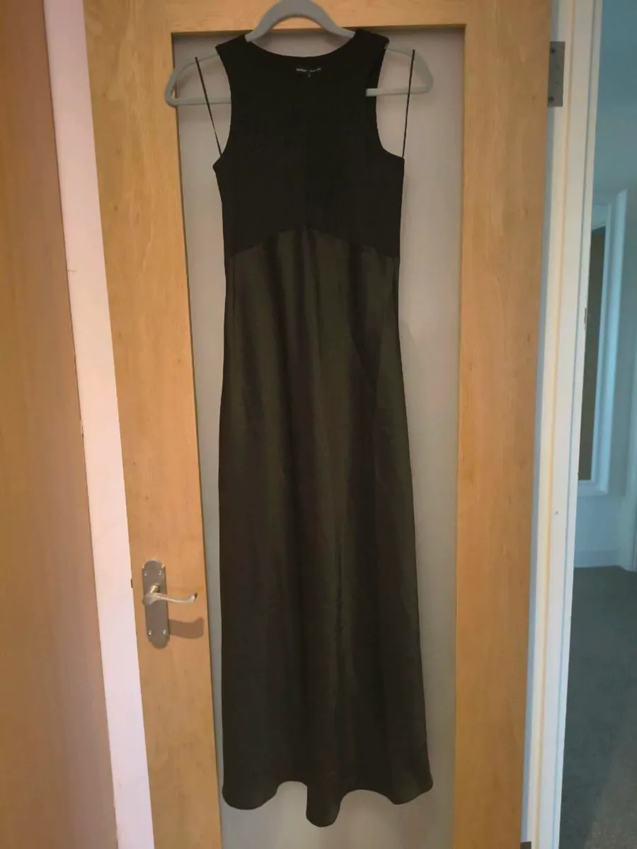 River island dress brand new with tags - Image 1