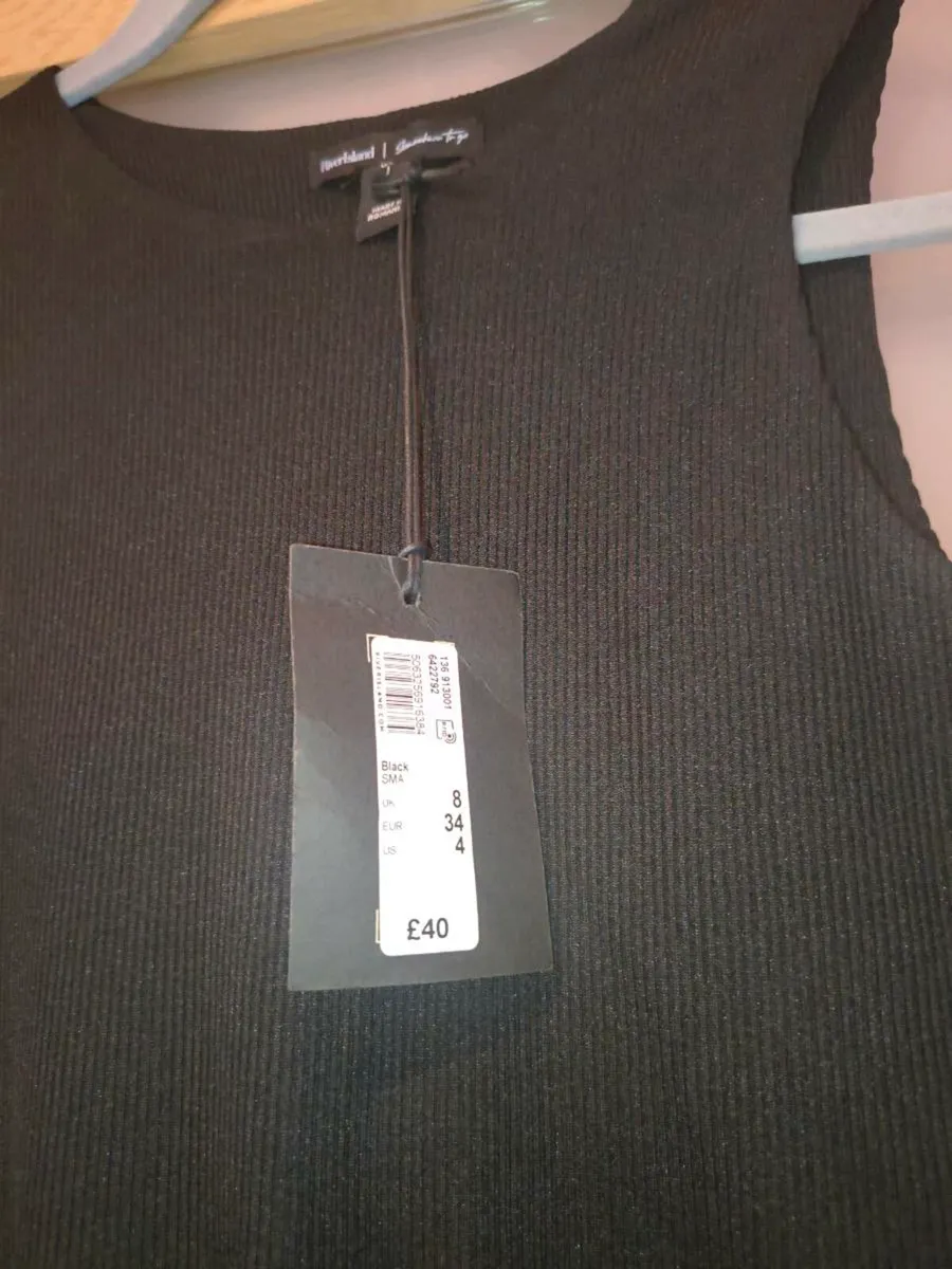 River island dress brand new with tags - Image 3