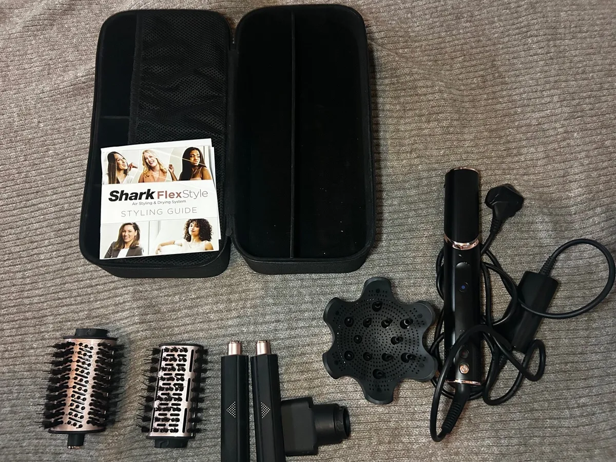 SHARK Flexstyle 5in1 hairdryer - Image 3