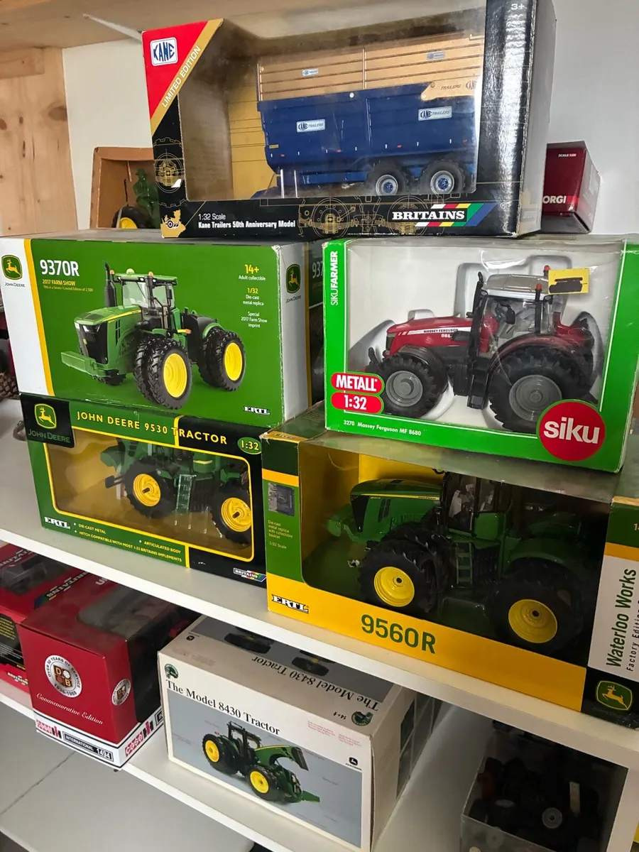 1:32 scale farm models - Image 1