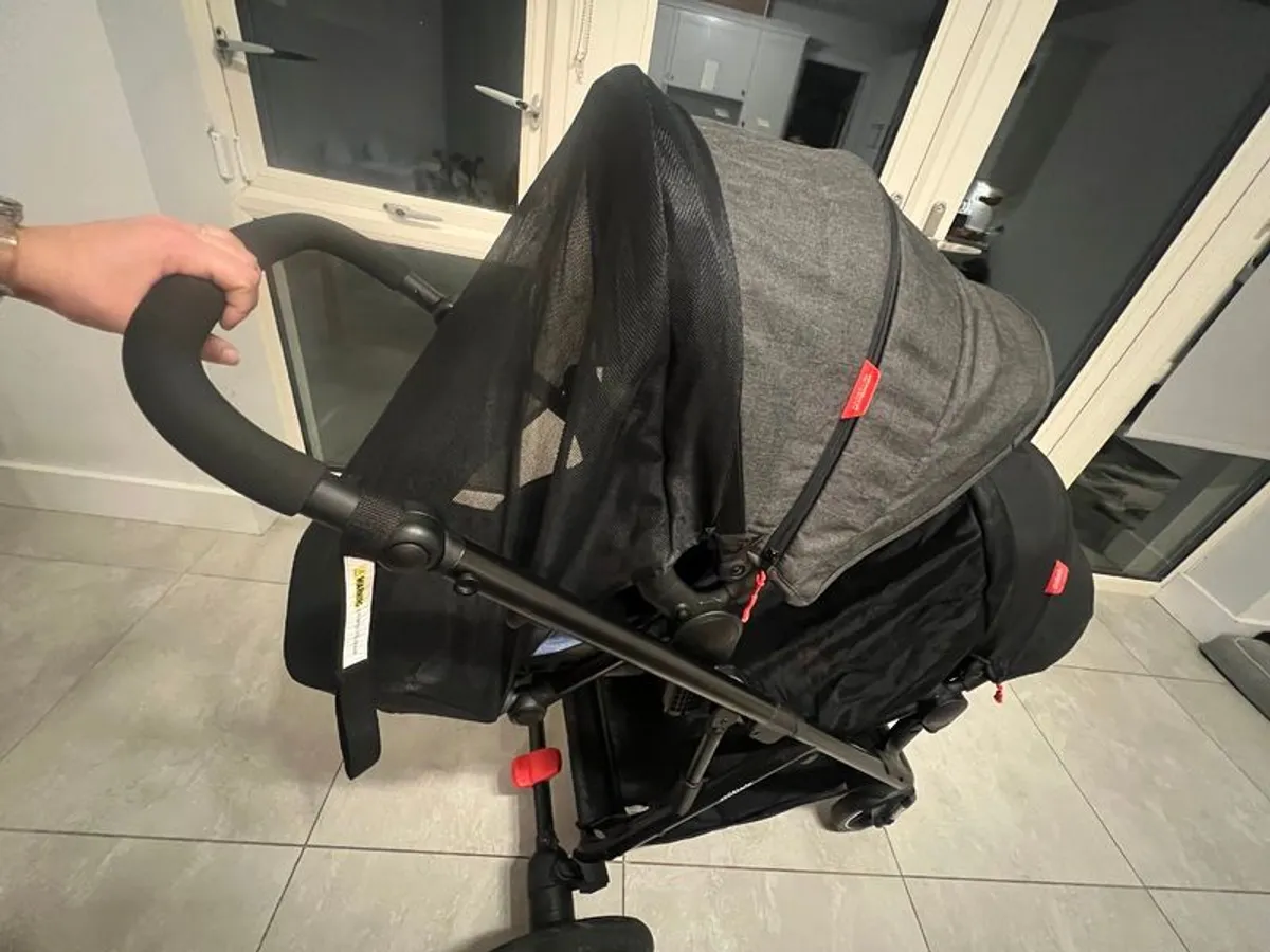 Phil & Teds Voyager Twin Buggy Great Condition - Image 3