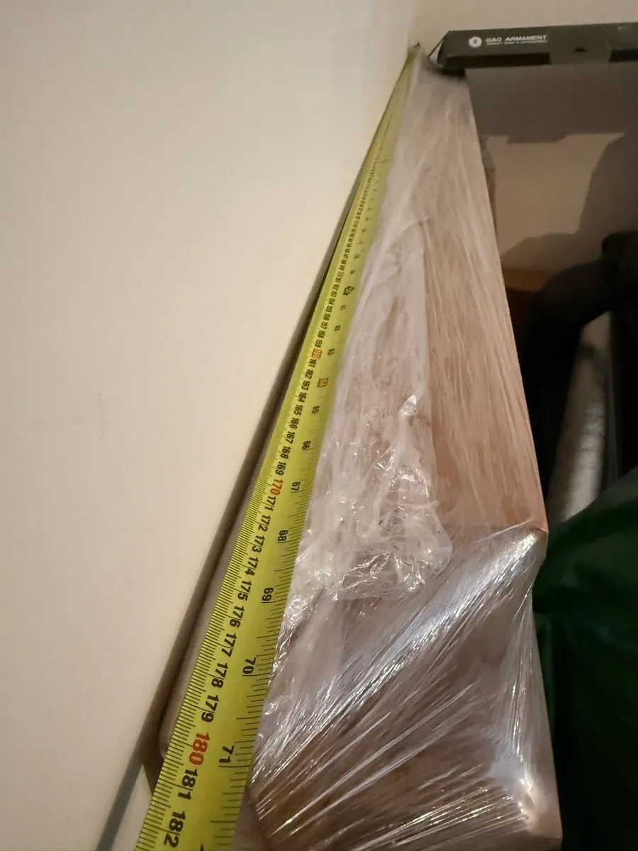 Solid wood extending dining table - Image 4