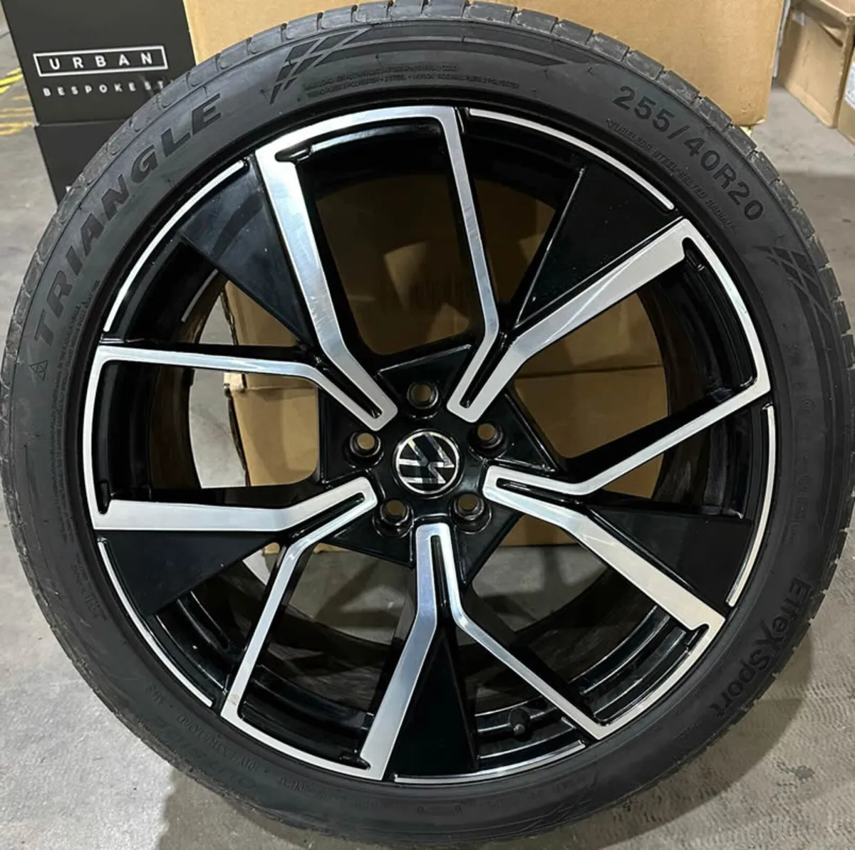 21" Genuine VW TIGUAN III TAYRON LEEDS ALLOYS - Image 2