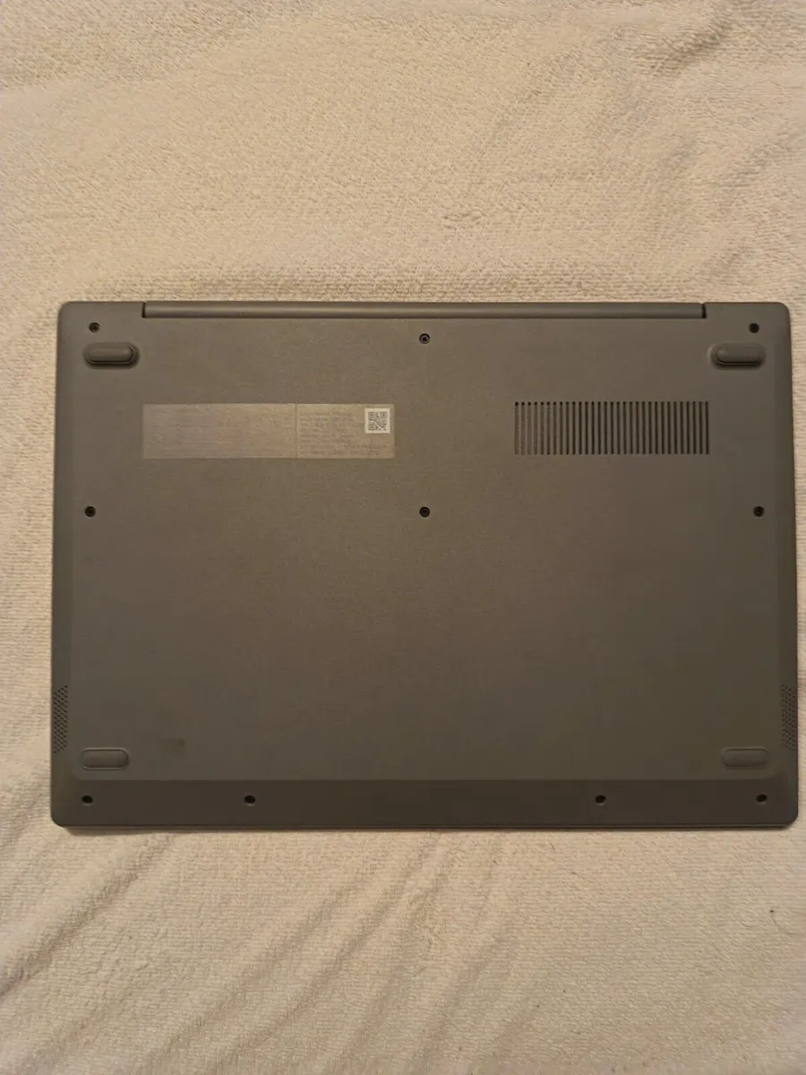 Lenovo ideapad laptop - Image 2