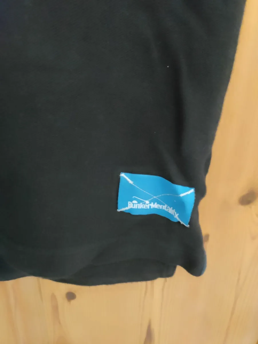 Bunker Mentality Golf shirt L - Image 2