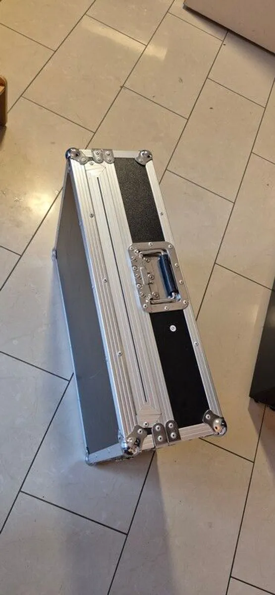 Numark NS6 II - Image 4